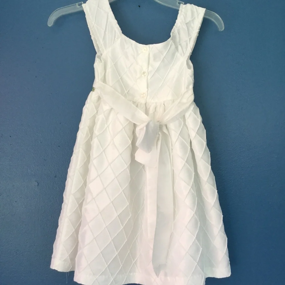 Girls formal dress - Picture 3 of 4